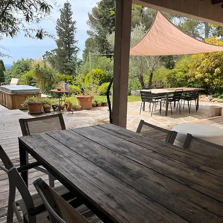 Maison D'architecte Avec Vue Sur Les Alpilles * Villeneuve-lès-Avignon
