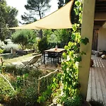 别墅 Maison D'architecte Avec Vue Sur Les Alpilles 阿维尼翁新城
